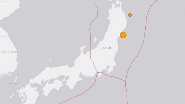  Nhật Bản thoát sóng thần sau trận động đất mạnh - Ảnh 2.