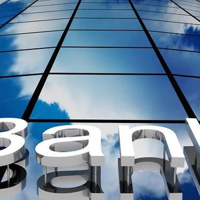 Nhiều cổ phiếu ngân hàng tăng giá mạnh, MSB, TPB, TCB "dẫn sóng"