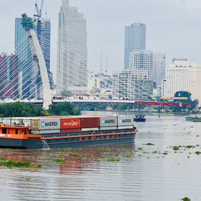 Nhiều doanh nghiệp kiến nghị lùi thời gian thu phí cảng biển