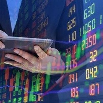Nhiều lãnh đạo doanh nghiệp hoàn tất gom cổ phiếu