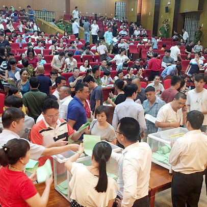 Nhìn lại cơn "sốt đất": Hiệu ứng đám đông và tư duy "được ăn cả, ngã... bỏ cọc"