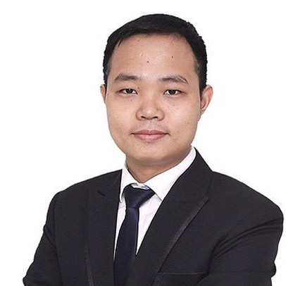 "Nhóm Chứng khoán đang phải cạnh tranh khốc liệt, Ngân hàng cần cảnh giác với rủi ro suy thoái"