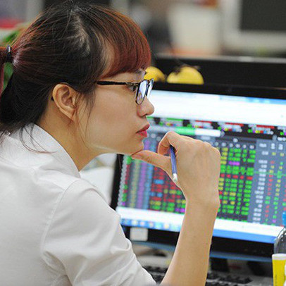 Nhóm Vingroup dẫn dắt thị trường, Vn-Index tăng gần 7 điểm sau phiên giảm sốc