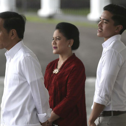 Những dòng tweet của con trai Tổng thống Joko Widodo khiến cổ phiếu ngân hàng Indonesia tăng kỷ lục