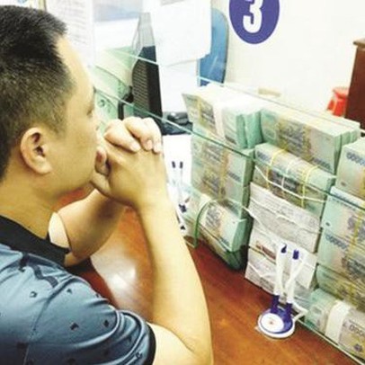 Nợ xấu vẫn cần những bước tiến “đẹp”