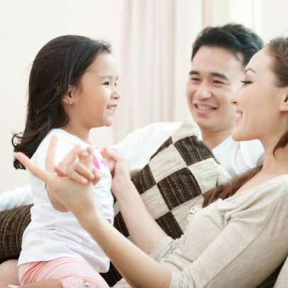 Nuôi một đứa trẻ, phụ huynh Việt "đau đầu" với nỗi lo tài chính