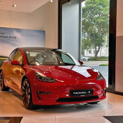 Ở quốc gia ‘bị thế giới lãng quên’ này, một chiếc Tesla Model 3 second-hand được bán với giá hơn 2,1 tỷ, cao hơn 30% xe mới