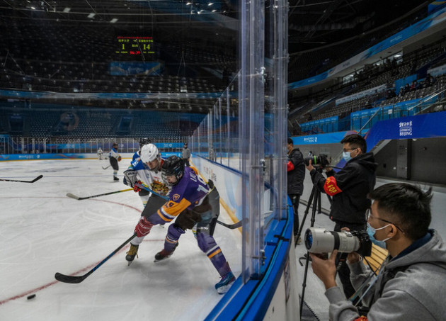 Olympic Bắc Kinh: Trung Quốc lao vào cuộc đại chiến với đòn chống dịch gắt nhất thế giới - Ảnh 1.