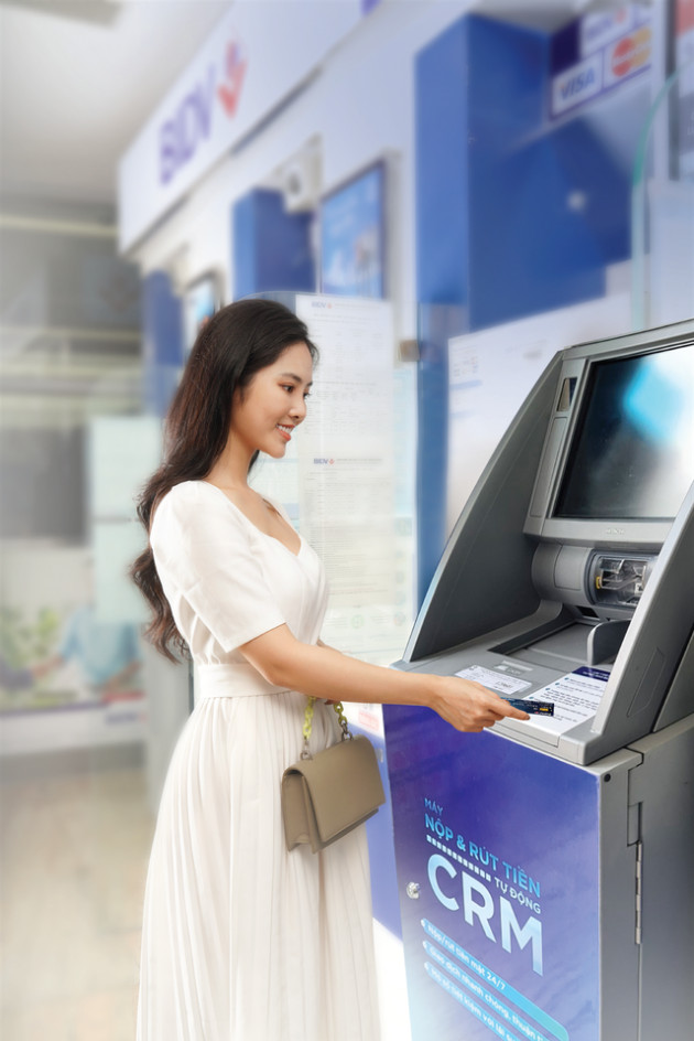 "Ông lớn" BIDV chơi trội về công nghệ: Triển khai hệ thống CRM - máy nộp và rút tiền tự động với nhiều tiện ích