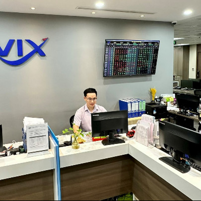 Ông Nguyễn Văn Tuấn đăng ký bán toàn bộ cổ phần tại VIX