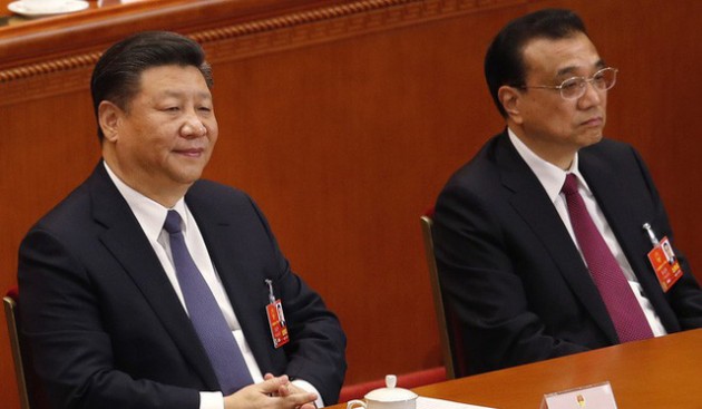  Ông Tập cười khi nghe thông báo kết quả sửa hiến pháp bỏ giới hạn nhiệm kỳ Chủ tịch TQ - Ảnh 1.