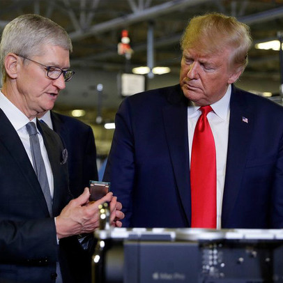 Ông Trump hết lời khen ngợi Apple và gợi ý giảm thuế