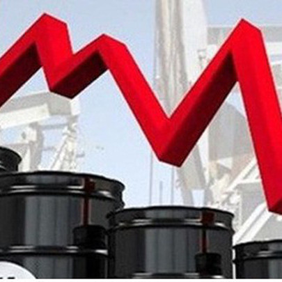 OPEC+ họp khẩn sau khi dầu thô giảm giá kỷ lục