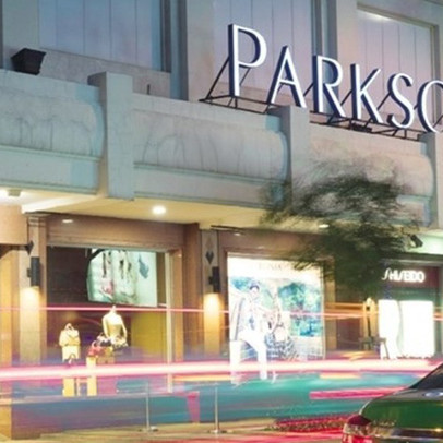 Parkson chuẩn bị đóng trung tâm thương mại thứ 5: Sự tàn lụi được báo trước?