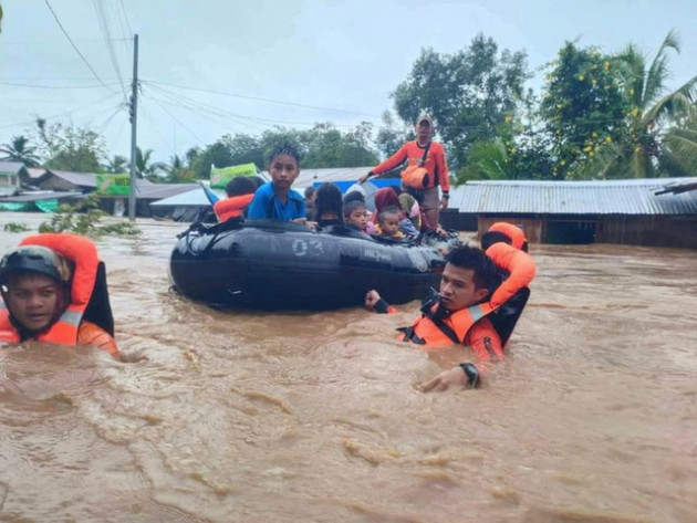 Philippines: Bão Nalgae chưa tới đã khiến 42 người chết, hàng chục người mất tích