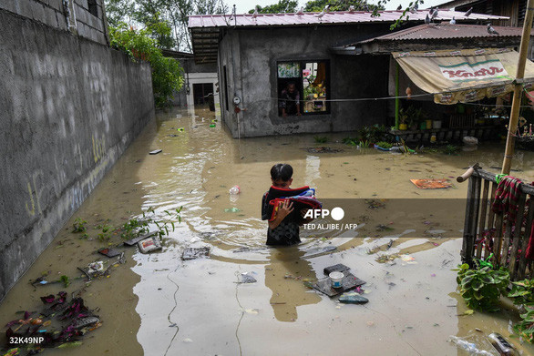 Philippines tan hoang sau khi siêu bão Noru tàn phá