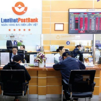 Phó Tổng giám đốc LienVietPostBank Dương Công Toàn muốn bán gần hết cổ phiếu LPB