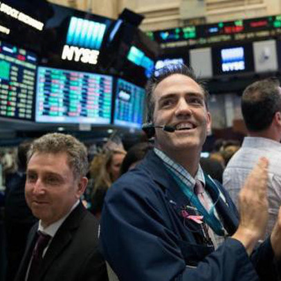 Phố Wall khởi sắc sau khi đón nhận bản báo cáo dữ liệu việc làm