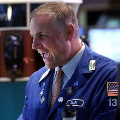 Phố Wall khởi sắc trong nhiều ngày liên tiếp, S&P 500 tiến sát mức đỉnh lịch sử, Nasdaq lần đầu tiên vượt mốc 11.000 điểm