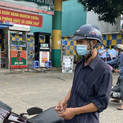 Quản lý thị trường nêu nguyên nhân hàng loạt cây xăng treo biển "hết hàng"