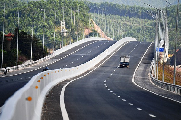 Quảng Ninh: Khai trương, thông tuyến 3 dự án giao thông trọng điểm trị giá trên 20.000 tỷ đồng do Sun Group đầu tư - Ảnh 3.