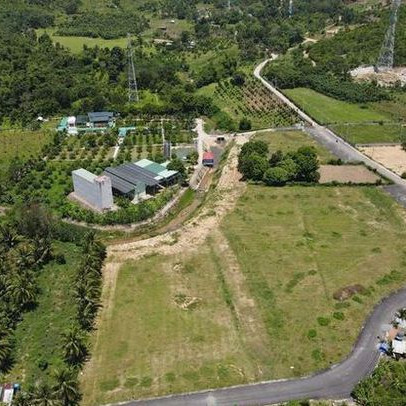 Quay cuồng với đất ven biển, miền núi: Cần những giải pháp mạnh