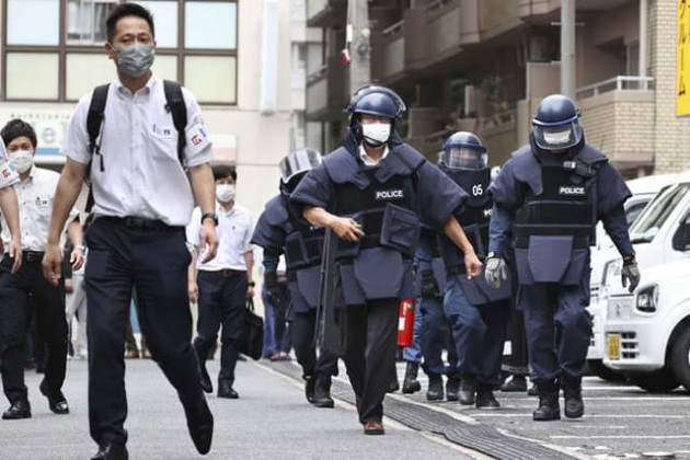 Quốc gia an toàn nhất thế giới bàng hoàng trước vụ ám sát cựu Thủ tướng Shinzo Abe: Nhật kiểm soát súng nghiêm ngặt thế nào? - Ảnh 3.