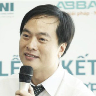 Quyền CEO ABBank: 'Nếu chỉ coi con người là một cái máy thì sẽ bỏ qua nhiều thứ quý giá'