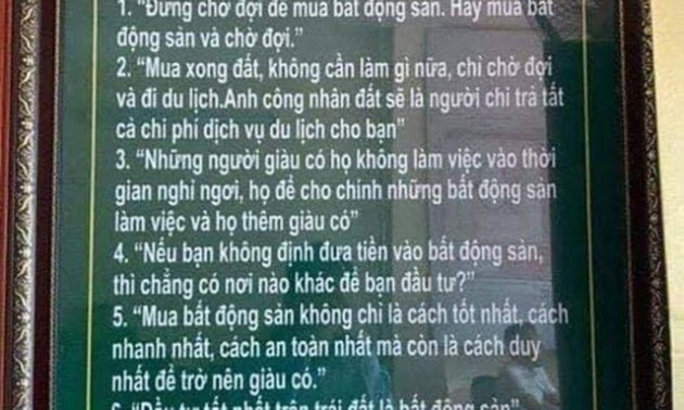 Rộ trào lưu phơi sổ đỏ vỉa hè để quay TikTok bán đất - Ảnh 2.