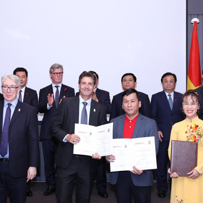 Rolls-Royce và Vietjet ký thỏa thuận cung cấp động cơ tàu bay hiện đại 400 triệu USD