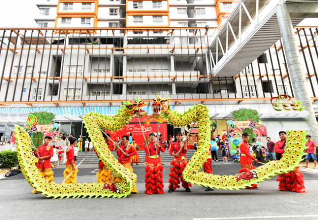 Rộn ràng Tết Việt ở chung cư, khu đô thị - Ảnh 1. Rộn ràng Tết Việt ở chung cư, khu đô thị - Ảnh 1.