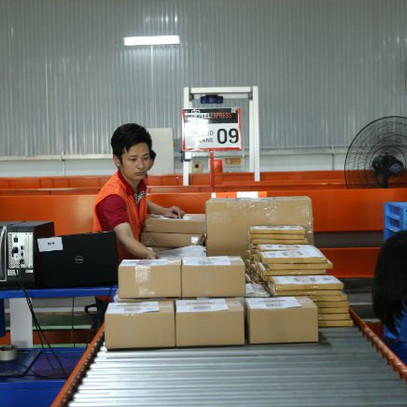 Sàn thương mại điện tử làm gì để “chiều lòng” người dùng?
