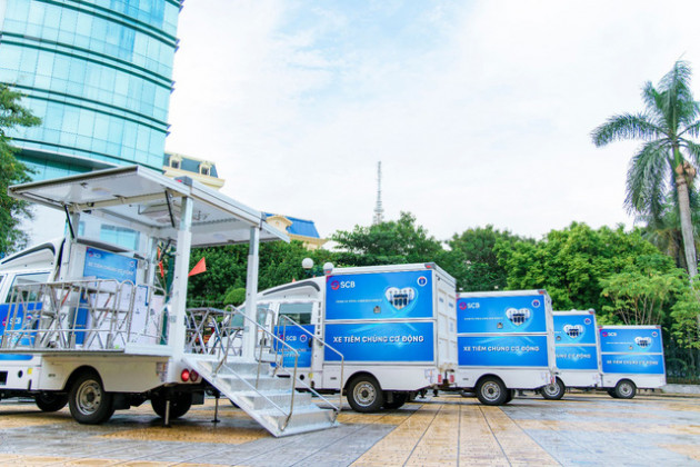 SCB tặng Hải Phòng 5 xe tiêm chủng cơ động - Ảnh 3.