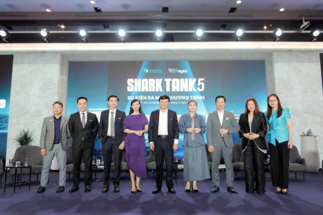 Shark Tank mùa 5 chưa chiếu, Shark Phú và Shark Liên đã ‘cà khịa’ nhau nảy lửa