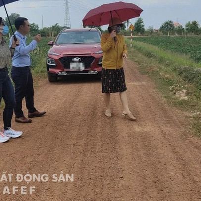 Sợ mất cơ hội, nhiều nhà đầu tư như “ngồi trên đống lửa” lao vào BĐS ngay đầu năm mới