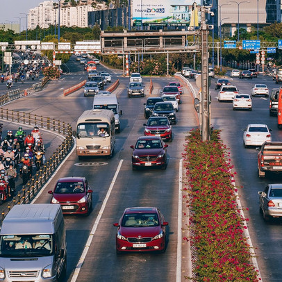 Số ô tô trên 1.000 dân ở Thái Lan là 280, Trung Quốc là 223, Singapore là 149, Việt Nam là bao nhiêu?