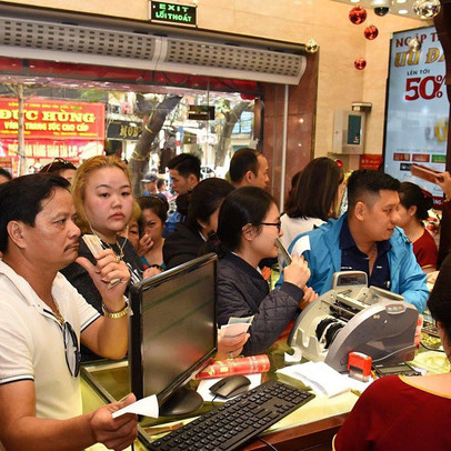 'Soi' nguyên nhân khiến giá vàng trong nước tăng phi mã