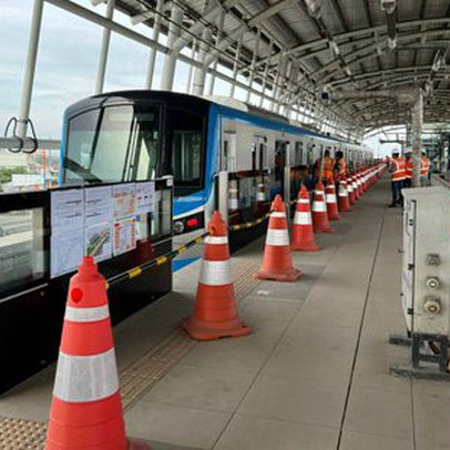 Sớm đưa tàu metro vào hoạt động