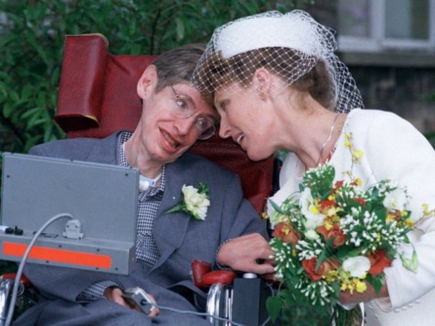 Stephen Hawking ra đi nhưng những điều ông nói đều là động lực truyền cảm hứng mỗi ngày... - Ảnh 3.