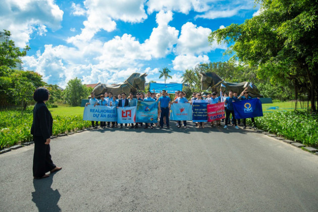 Sun Group hợp tác chiến lược với 8 đại lý phân phối dự án Sun Grand Boulevard - Ảnh 1.