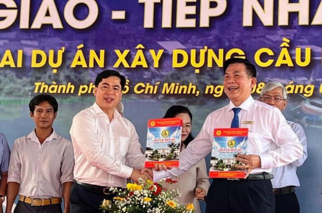 Tái khởi động cây cầu 'treo' hơn 20 năm ở TPHCM