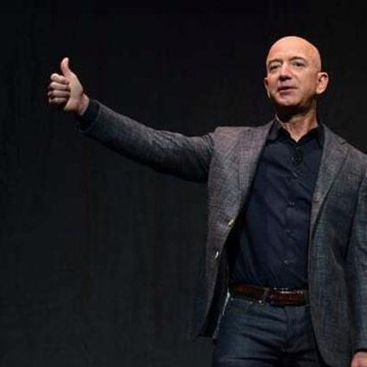 Tài sản của Jeff Bezos đạt 211 tỷ USD, cao chưa từng thấy