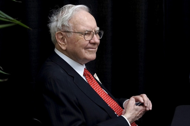 Tại sao Berkshire Hathaway của tỷ phú Warren Buffett chi gần 5 tỷ USD mua cổ phiếu HP?