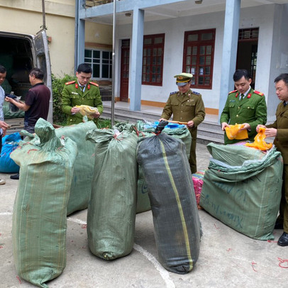 Tạm giữ lô hàng thời trang trị giá hơn 70 triệu đồng để điều tra nguồn gốc xuất xứ