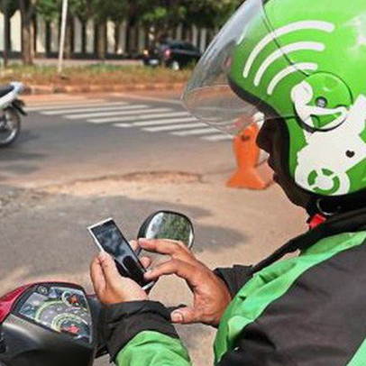 Tâm sự của tài xế fulltime đã đoạn tuyệt với Go-Jek: Tôi nhận ra vợ mình còn ổn định hơn, ít nhất cô ấy còn hôn tôi khi chạy quá 3km và không bao giờ thất hứa!