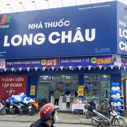 Tăng 30% trong vòng 6 ngày, nhà đầu tư kỳ vọng quá lớn vào hoạt động phân phối thuốc trị covid của FPT Retail?