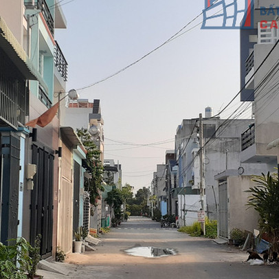 Tăng gấp nhiều lần trong "cơn sốt", giá đất nền và nhà phố ven trung tâm TP.HCM bắt đầu "hạ nhiệt"