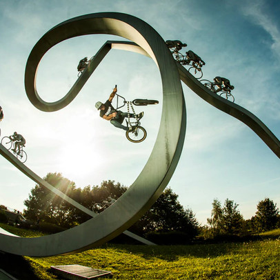 Tăng sốc rồi lại giảm sâu và tăng sốc, thị trường chứng khoán khiến nhà đầu tư như đang đi trên dây