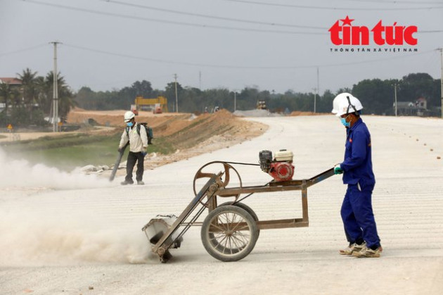 Tăng tốc thi công, đảm bảo tiến độ cán đích cao tốc Quốc lộ 45 - Nghi Sơn - Ảnh 11.