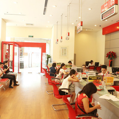 Tăng trưởng tín dụng thực tế của Techcombank trong 9 tháng đầu năm là bao nhiêu?